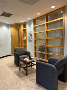 Two arm chairs facing each other in Robarts Library, Room 1152.